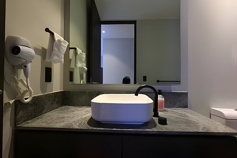 Hidalgo Residences 15B by Del Mar