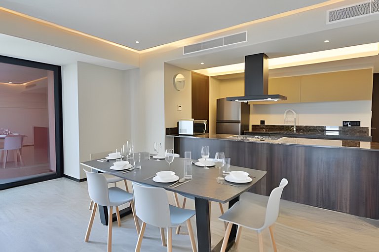 Hidalgo Residences 9B by Del Mar