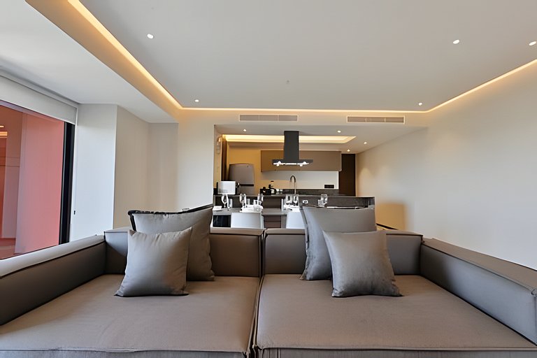 Hidalgo Residences 9B by Del Mar