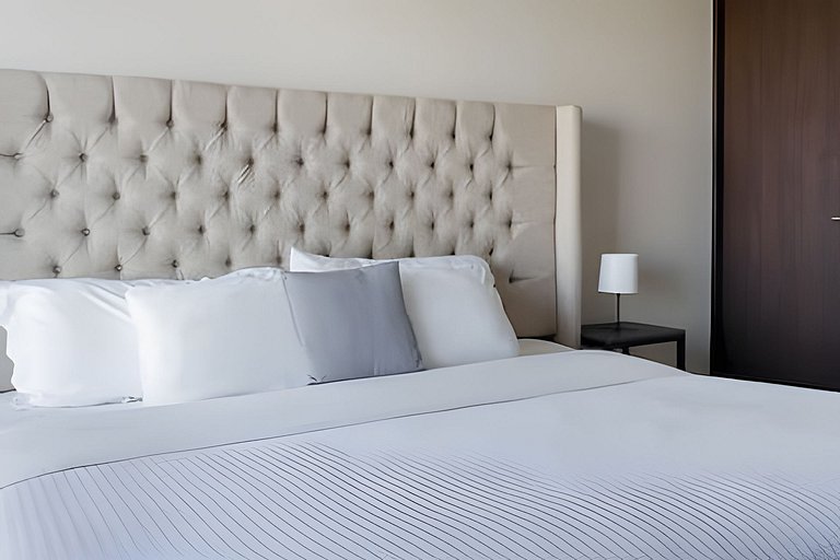Hidalgo Residences 11G by Del Mar