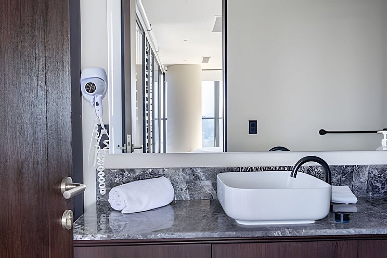 Hidalgo Residences 9A by Del Mar