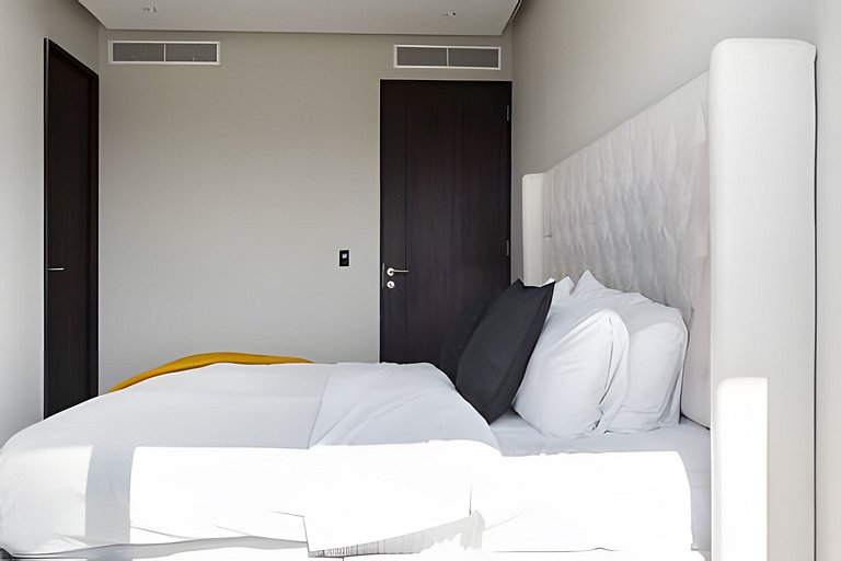 Hidalgo Residences 9A by Del Mar
