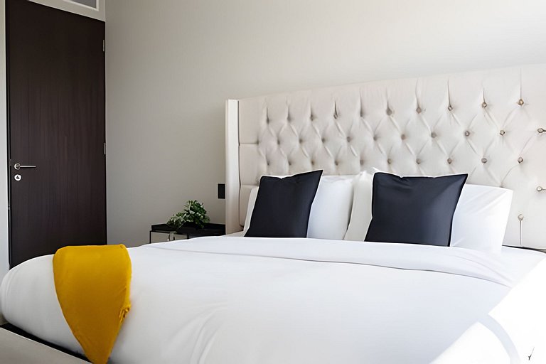 Hidalgo Residences 9A by Del Mar
