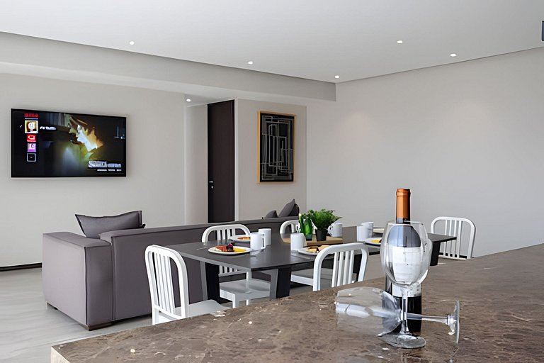 Hidalgo Residences 9A by Del Mar
