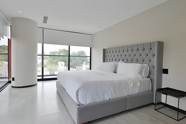 Hidalgo Residences 2E by Del Mar