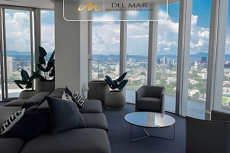 Garibaldi 305 by Del Mar