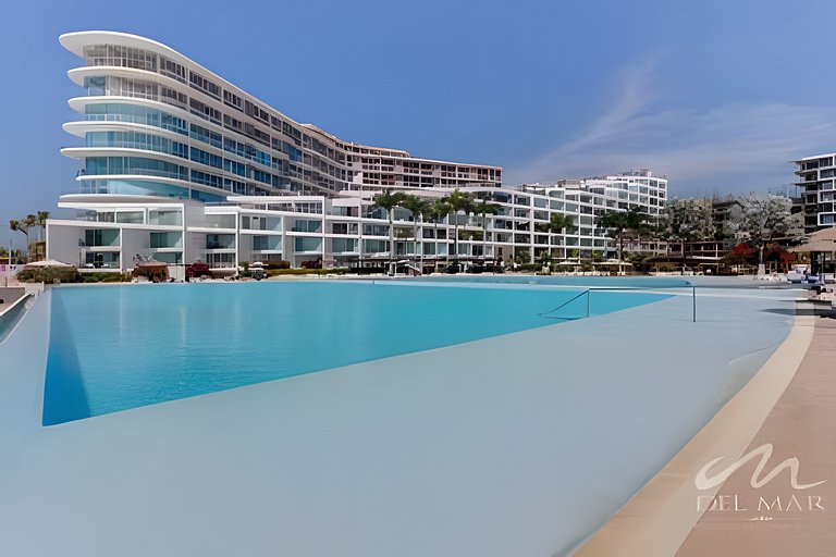 Aria Ocean 916 by Del Mar