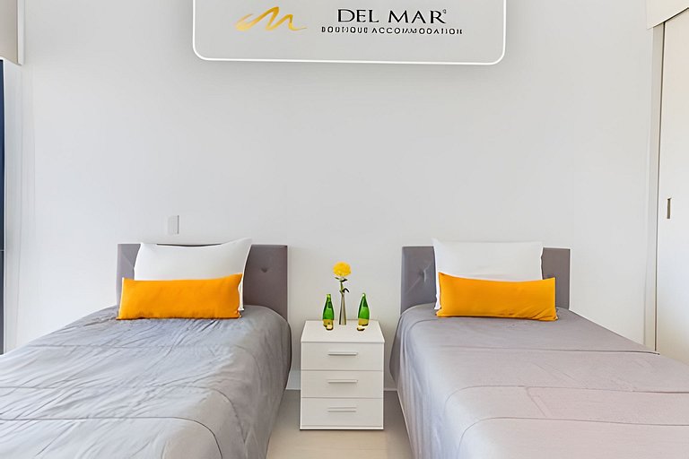 Aria 1012 by Del Mar