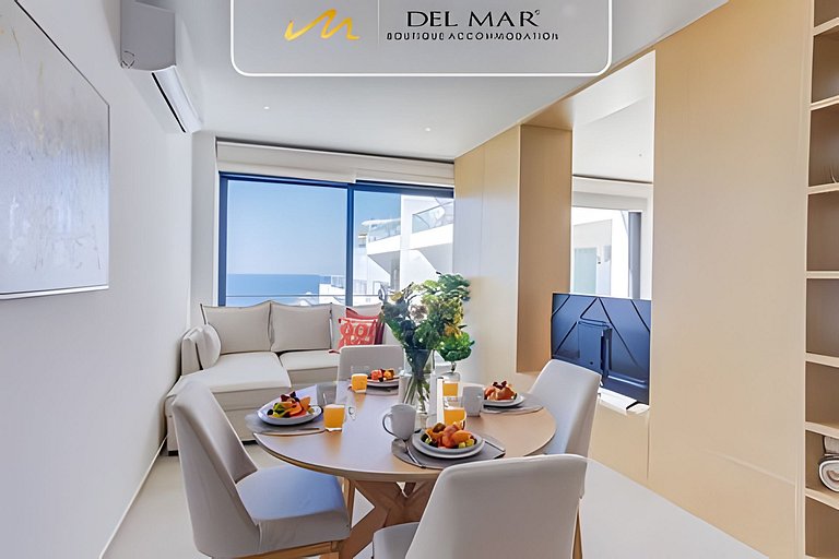 Aria Ocean 915 by Del Mar