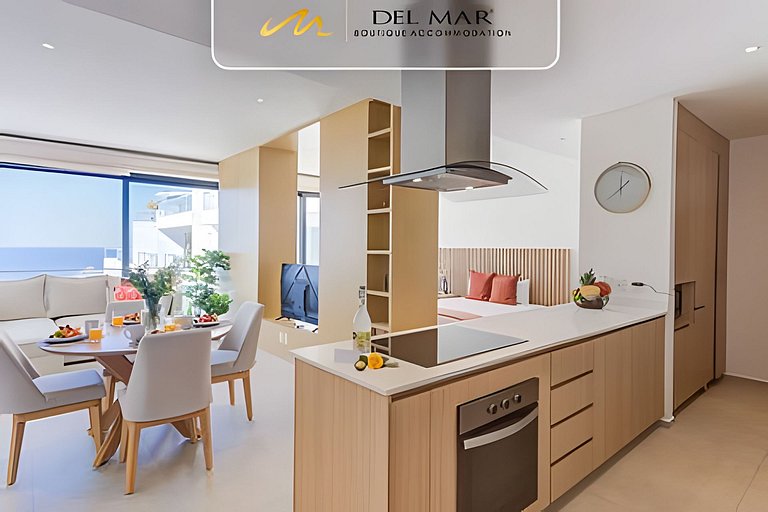 Aria Ocean 915 by Del Mar