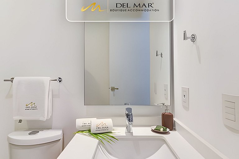 Aria Ocean 915 by Del Mar