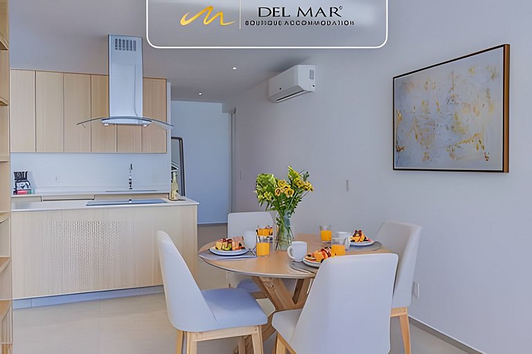 Aria Ocean 915 by Del Mar