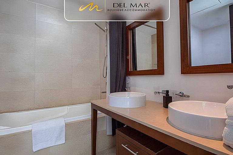 Icon Vallarta by Del Mar