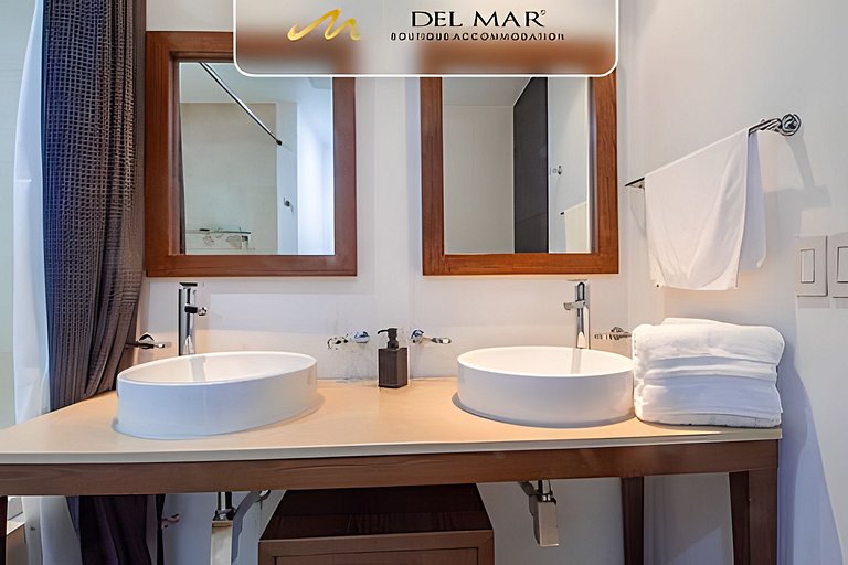 Icon Vallarta by Del Mar