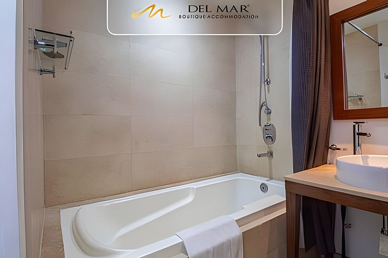 Icon Vallarta by Del Mar