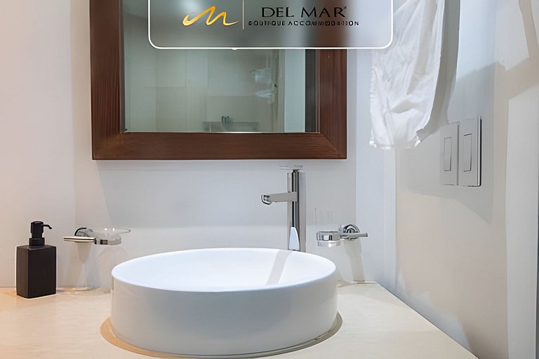 Icon Vallarta by Del Mar