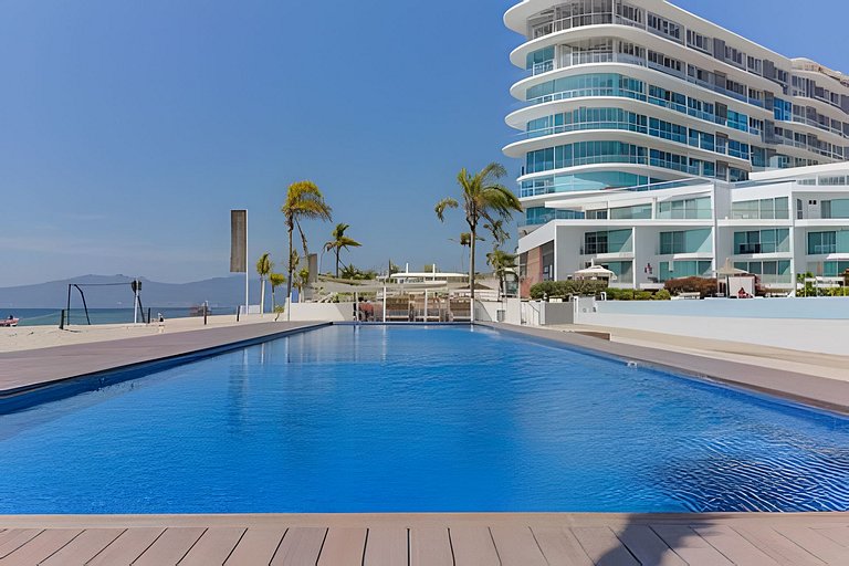 Aria Ocean 309 by Del Mar