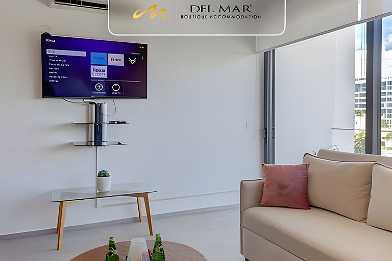 Aria Ocean 309 by Del Mar