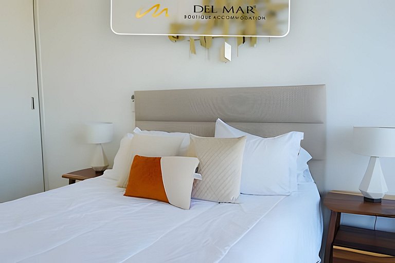 Aria Ocean 614 by Del Mar