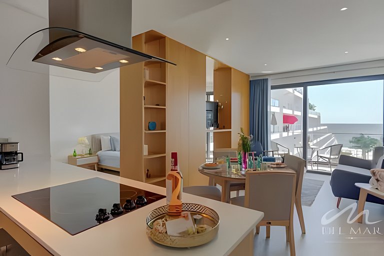 Aria Ocean 708 by Del Mar