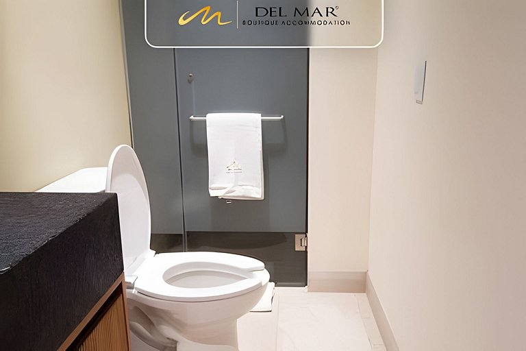 SH Mio 204-A by Del Mar
