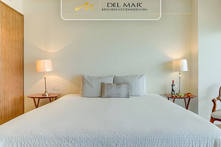 Península 5Q by Del Mar