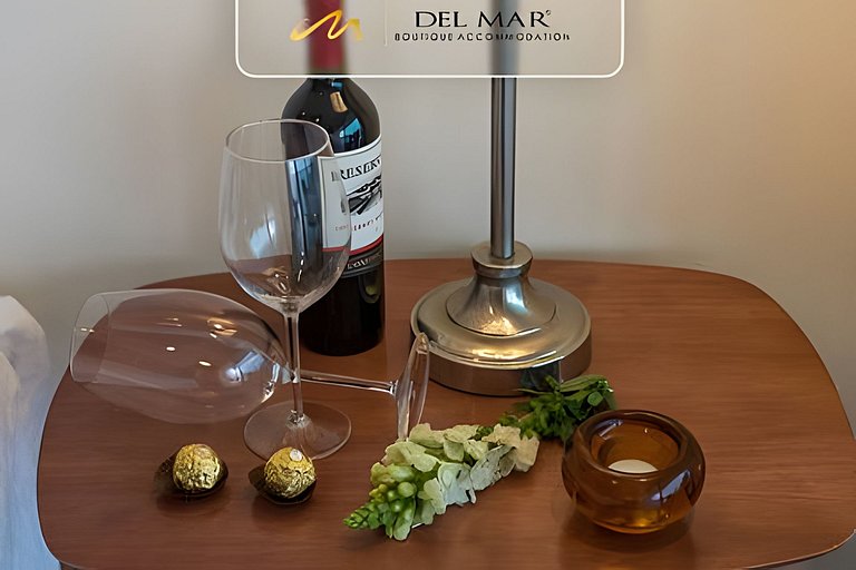 Península 5Q by Del Mar