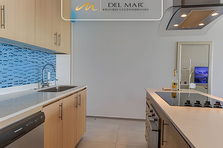 Aria Ocean 807 by Del Mar