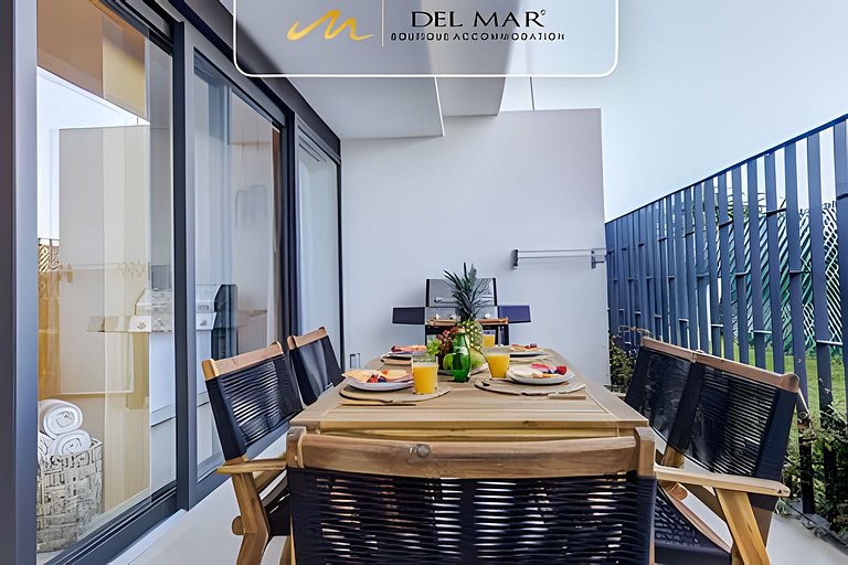 Aria Ocean 113 by Del Mar