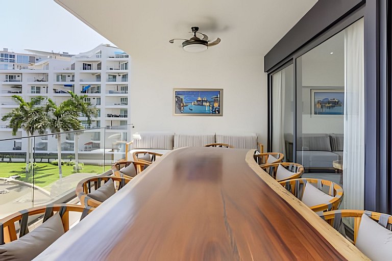 Aria Ocean 406 by Del Mar