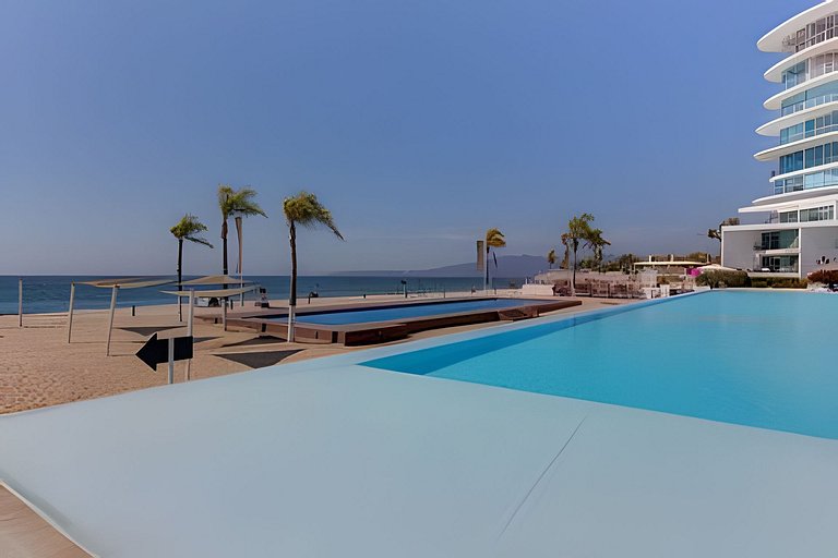 Aria Ocean 511 by Del Mar