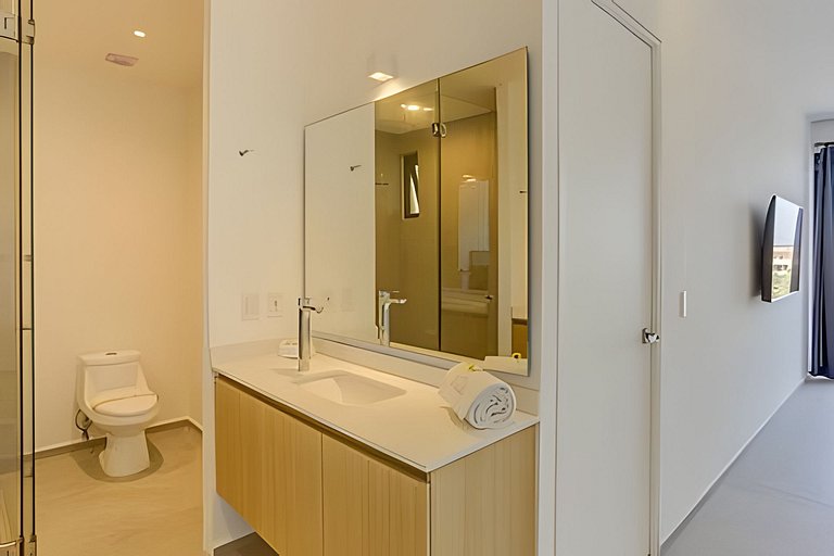 Aria Ocean 511 by Del Mar