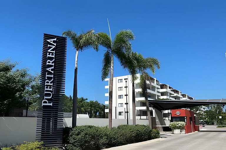 SH Puertarena I08 by Del Mar