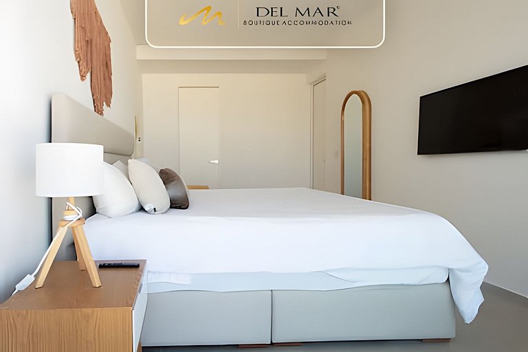 Aria Ocean 614 by Del Mar