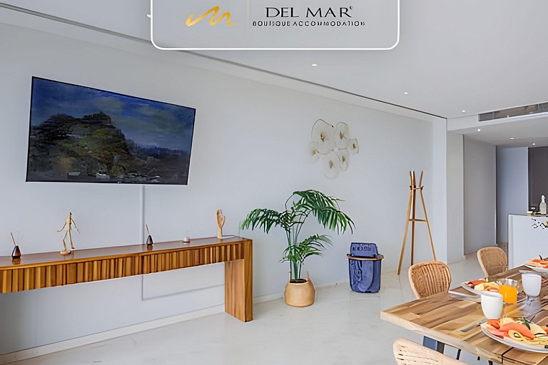 Bolongo 515 by Del Mar