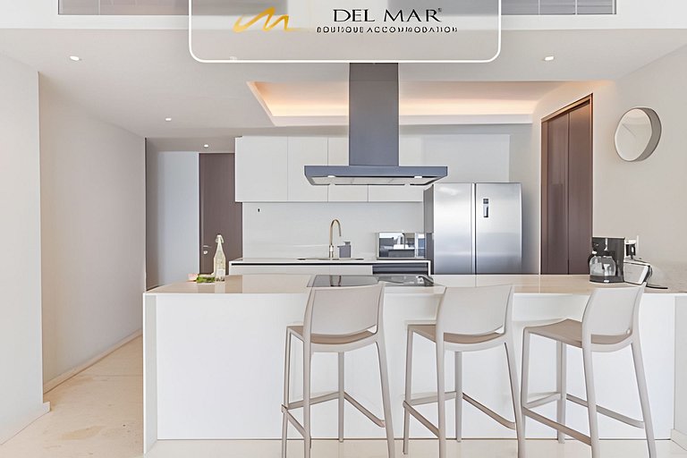 Bolongo 515 by Del Mar