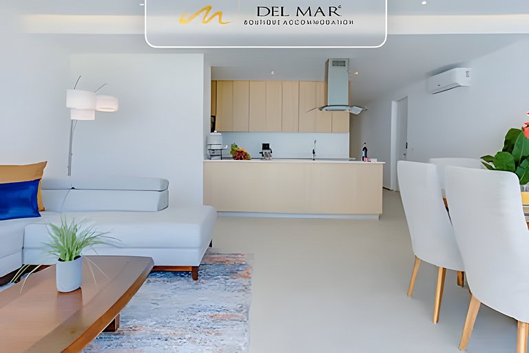 Aria Ocean 215 by Del Mar