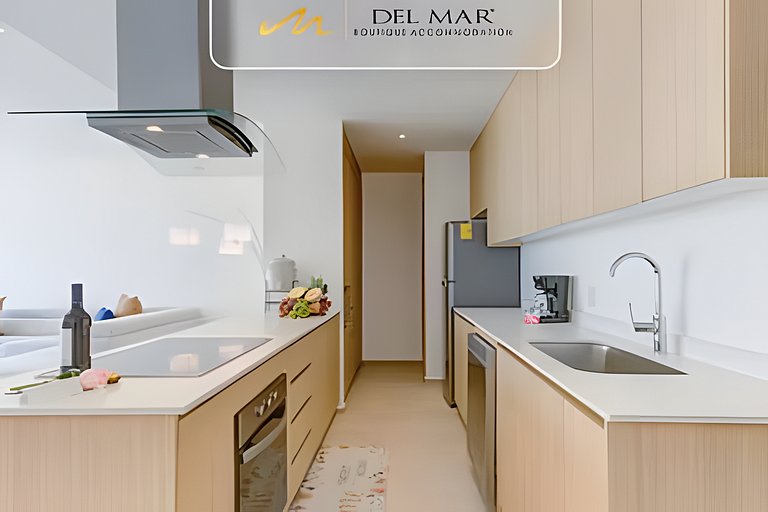 Aria Ocean 215 by Del Mar