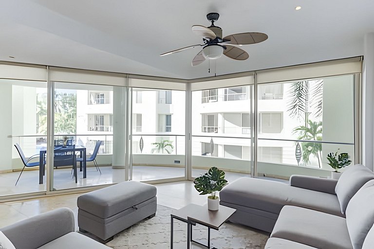 Nitta Condo 109 by Del Mar