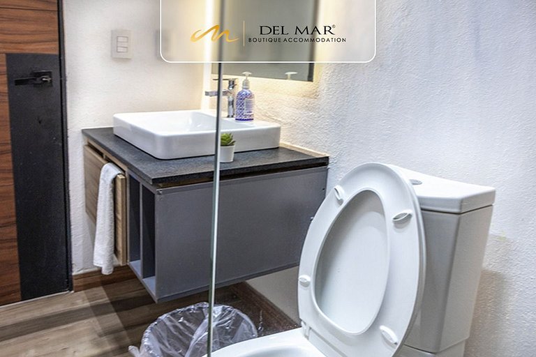 Santa Fe 5 by Del Mar