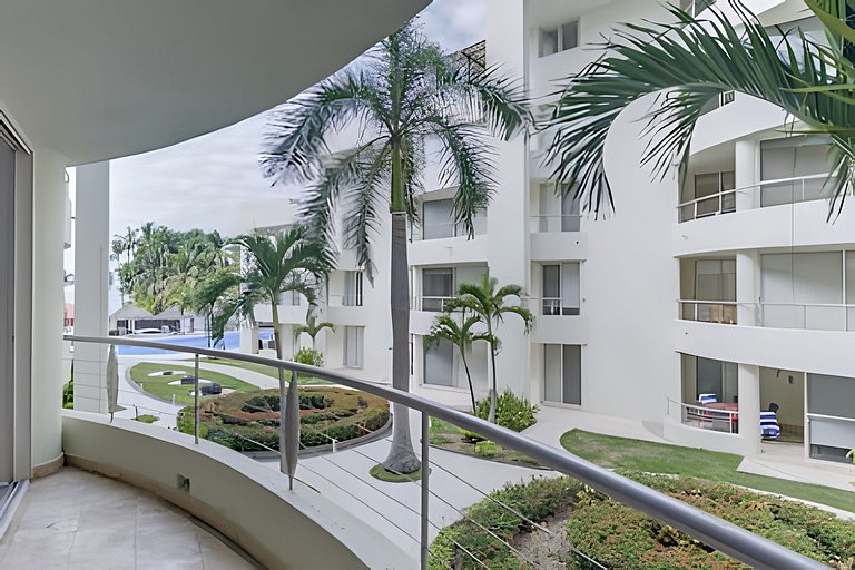 Nitta Condo 108 by Del Mar