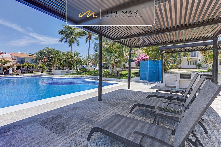 Lomas del Sol 171 by Del Mar